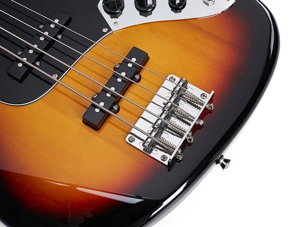 SBM1/3TS-BA1565 Set de Bajo eléctrico 3 Tone Sunburst con Amplificador 15 Watts