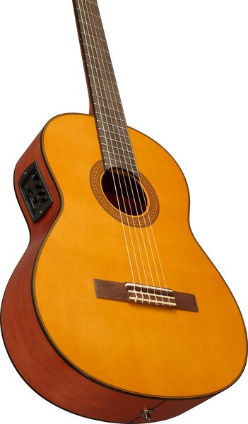 CGX122MS NT Guitarra electroclasica de nylon color y acabado natural CG